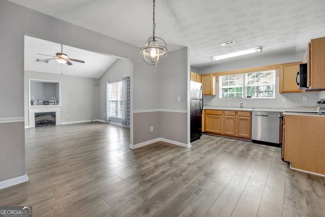 572 Clydes Way, Jackson, GA 30233