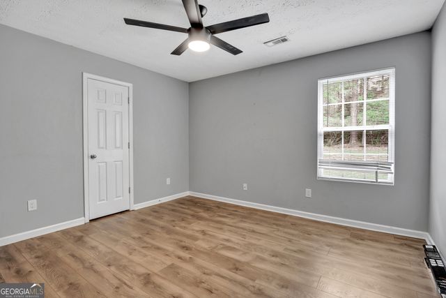 572 Clydes Way, Jackson, GA 30233