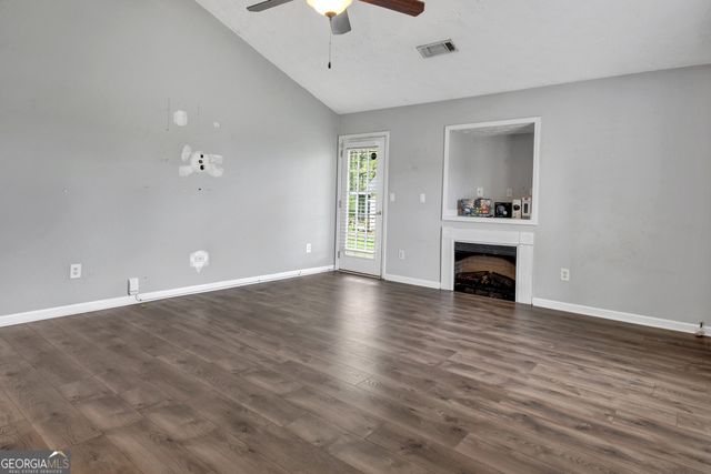 572 Clydes Way, Jackson, GA 30233