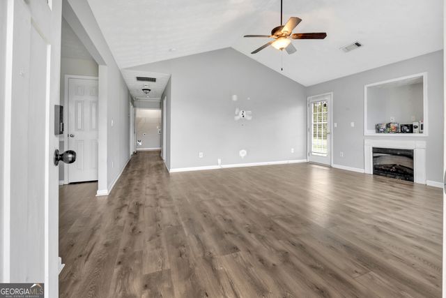 572 Clydes Way, Jackson, GA 30233