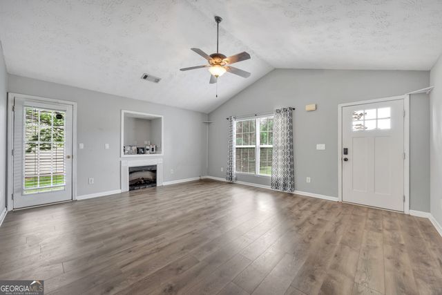 572 Clydes Way, Jackson, GA 30233