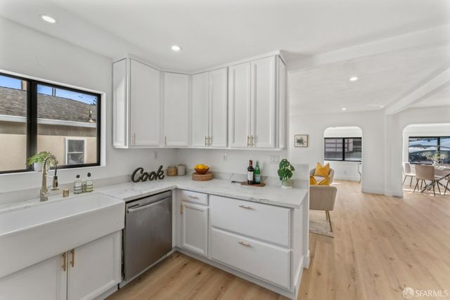 300 Klamath Street, Brisbane, CA 94005