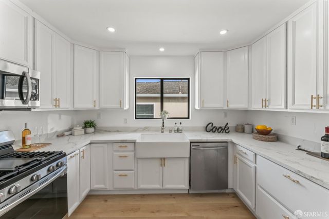 300 Klamath Street, Brisbane, CA 94005