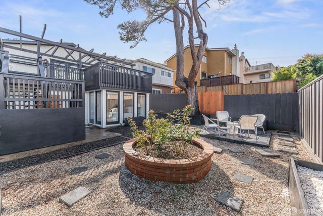 300 Klamath Street, Brisbane, CA 94005