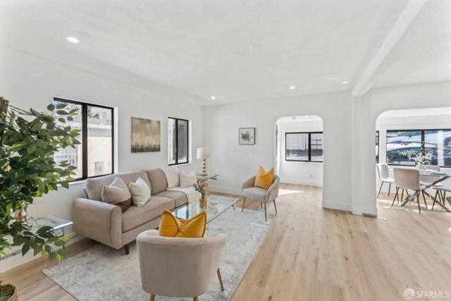 300 Klamath Street, Brisbane, CA 94005