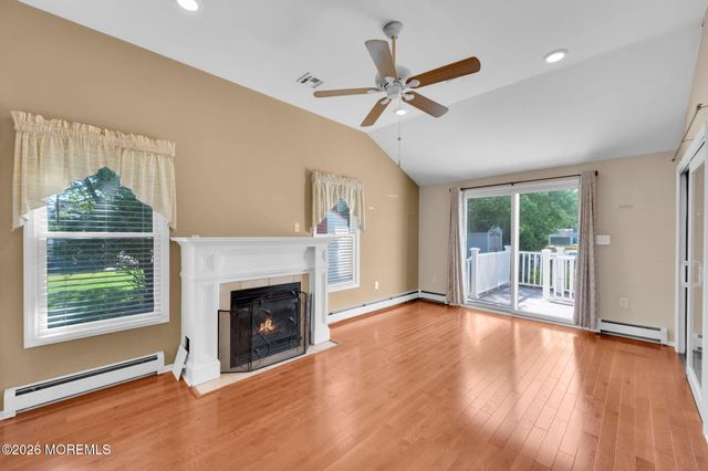 16 Goyave Street, Toms River, NJ 08757