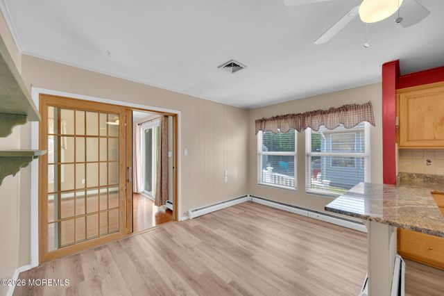 16 Goyave Street, Toms River, NJ 08757