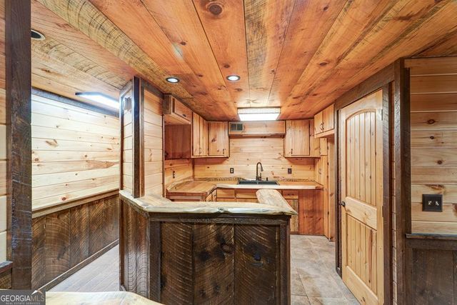 716 Lakeview Circle, Morganton, GA 30560