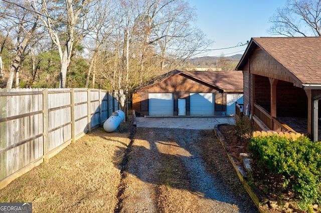 716 Lakeview Circle, Morganton, GA 30560