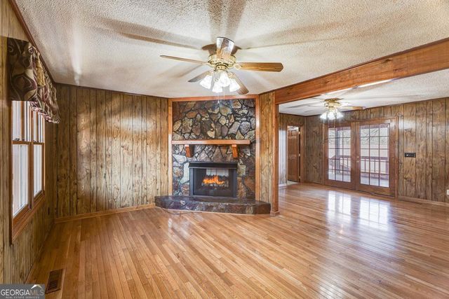 716 Lakeview Circle, Morganton, GA 30560