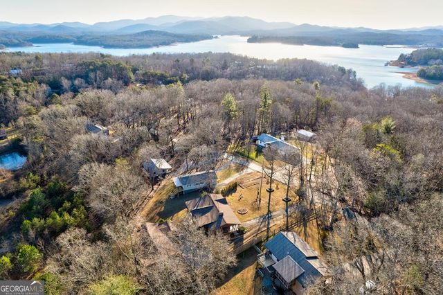 716 Lakeview Circle, Morganton, GA 30560