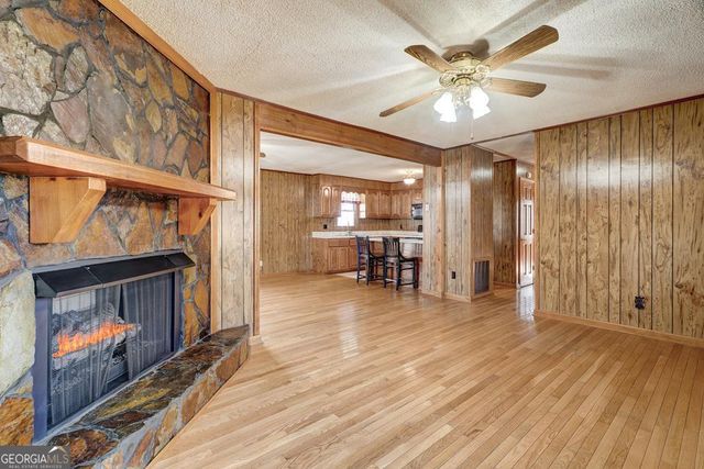 716 Lakeview Circle, Morganton, GA 30560