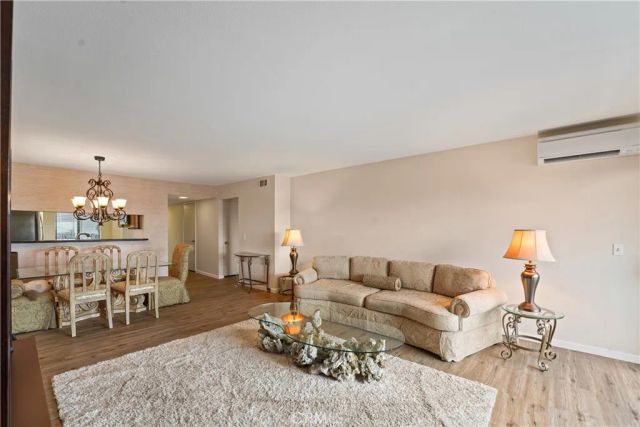 3600 E 4th 203, Long Beach, CA 90814
