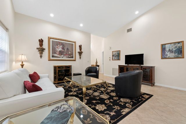 7743 Silver Lake Drive 7743, Delray Beach, FL 33446