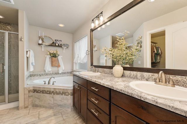 3718 EDISON AVE, Cheyenne, WY 82009