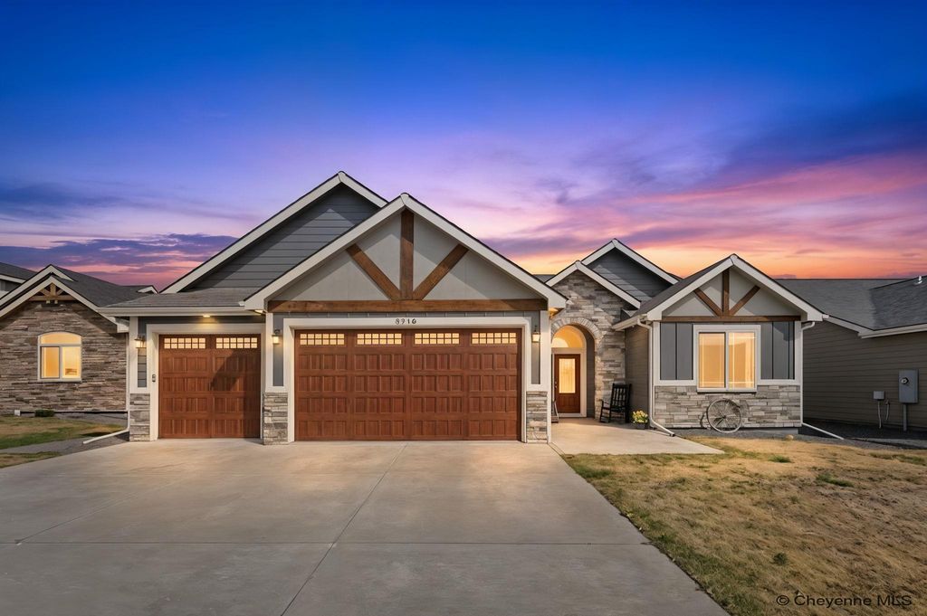 3718 EDISON AVE, Cheyenne, WY 82009