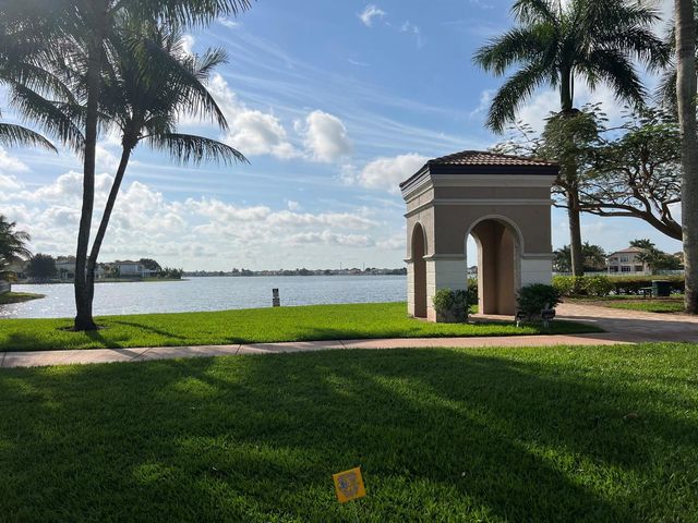 4926 SW 163 Ave, Miramar, FL 33027