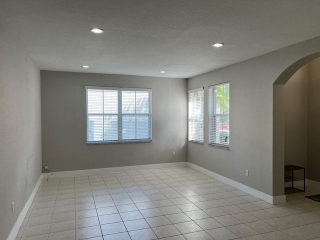 4926 SW 163 Ave, Miramar, FL 33027