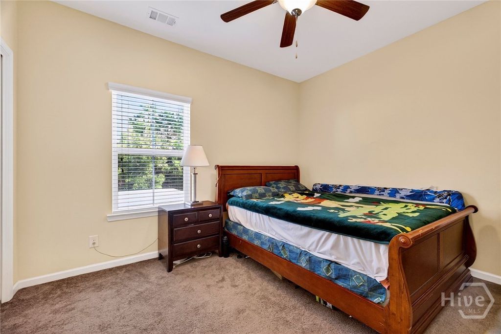 Image 18 of property listing at 16 Litchfield Drive, Savannah, GA 31419