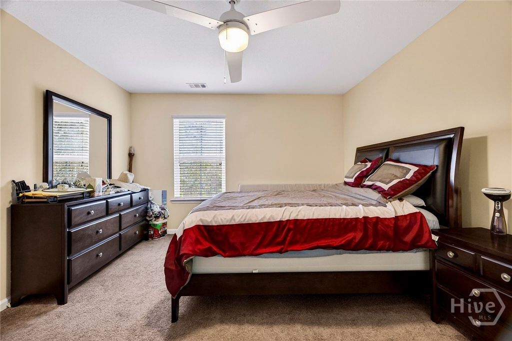 Image 19 of property listing at 16 Litchfield Drive, Savannah, GA 31419