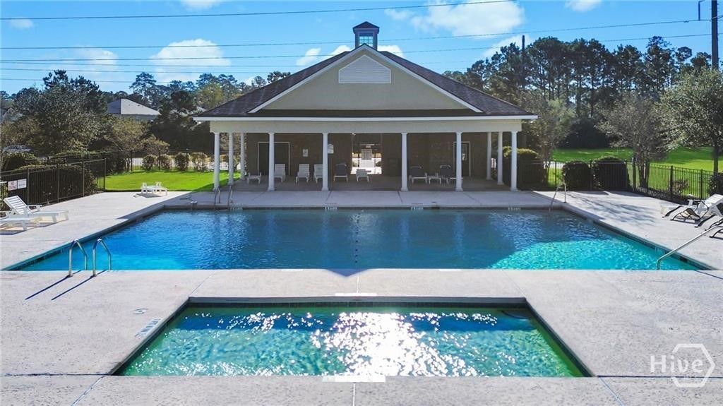 Image 33 of property listing at 16 Litchfield Drive, Savannah, GA 31419