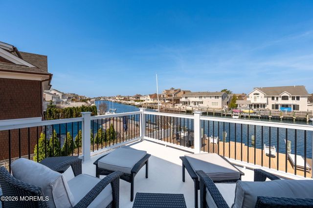 149 Squan Beach Drive, Mantoloking, NJ 08738