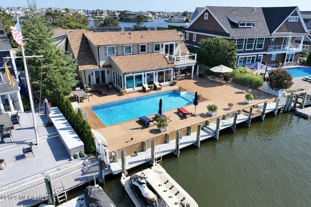 149 Squan Beach Drive, Mantoloking, NJ 08738