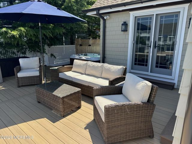 149 Squan Beach Drive, Mantoloking, NJ 08738