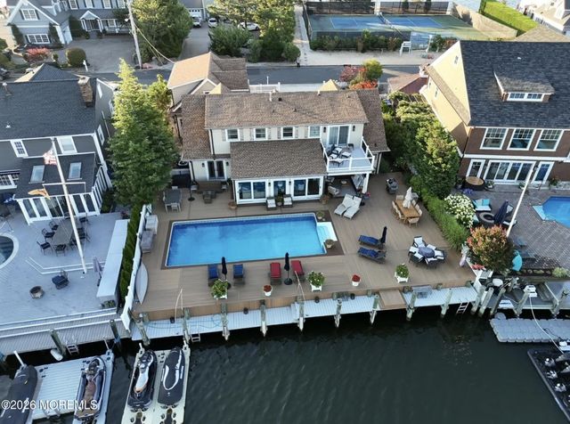 149 Squan Beach Drive, Mantoloking, NJ 08738