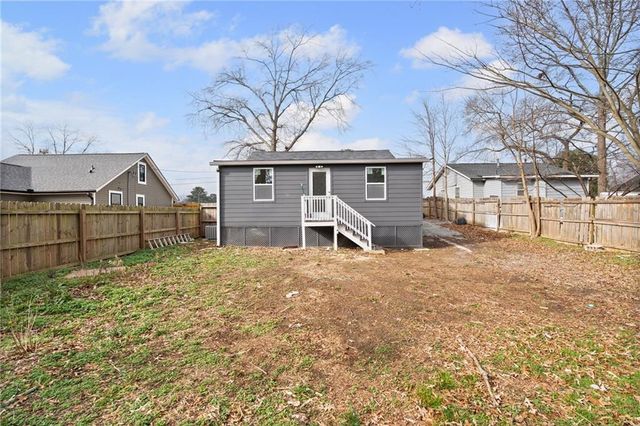 1661 Joyner SE Avenue, Marietta, GA 30060