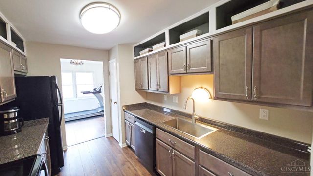 1287 Ebenezer Road, Delhi Twp, OH 45233