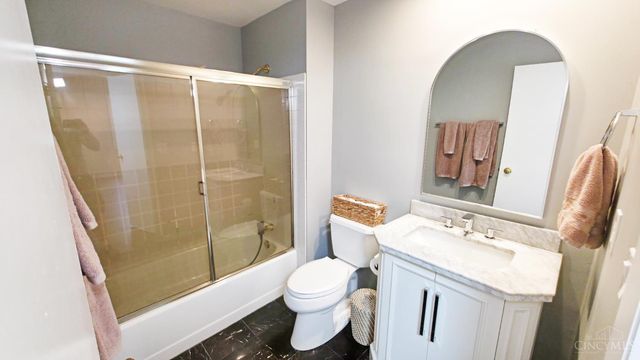 1287 Ebenezer Road, Delhi Twp, OH 45233