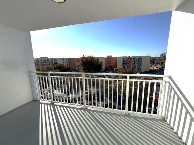 6950 NW 186th Street 2-510, Hialeah, FL 33015