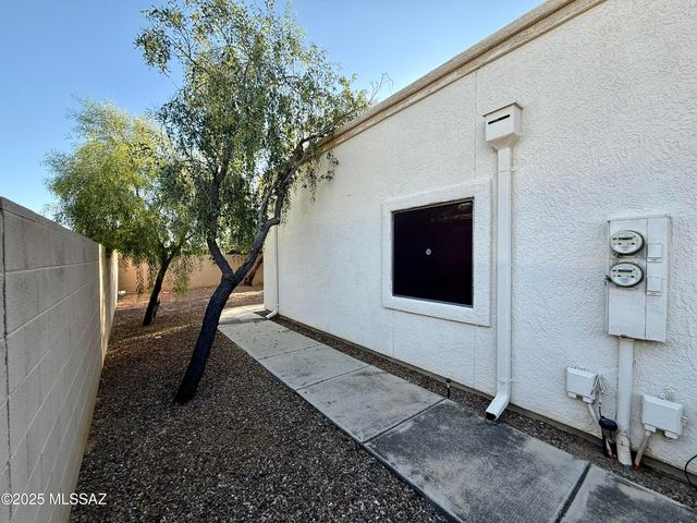 311 W Pastime Rd Apt 6, Tucson, AZ 85705