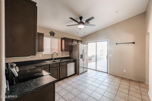 5621 S 5TH Drive, Phoenix, AZ 85041