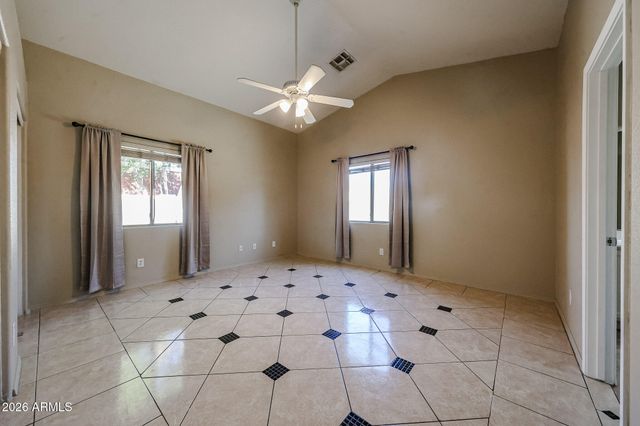 5621 S 5TH Drive, Phoenix, AZ 85041