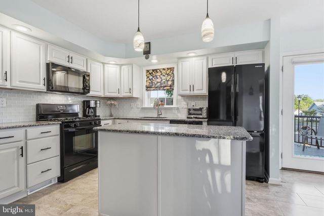 423 DELPHINIUM WAY, Blue Bell, PA 19422