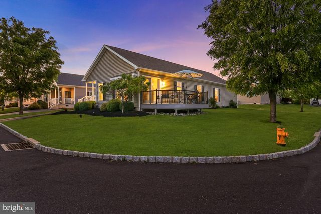 423 DELPHINIUM WAY, Blue Bell, PA 19422