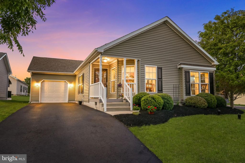 423 DELPHINIUM WAY, Blue Bell, PA 19422