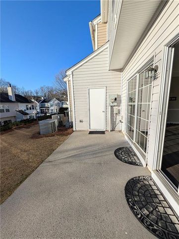 1041 Annazanes Court, Alpharetta, GA 30004