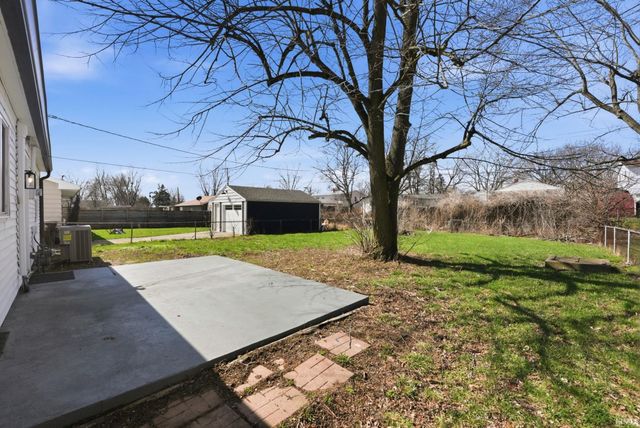 2715 Barnhart Avenue, Fort Wayne, IN 46805