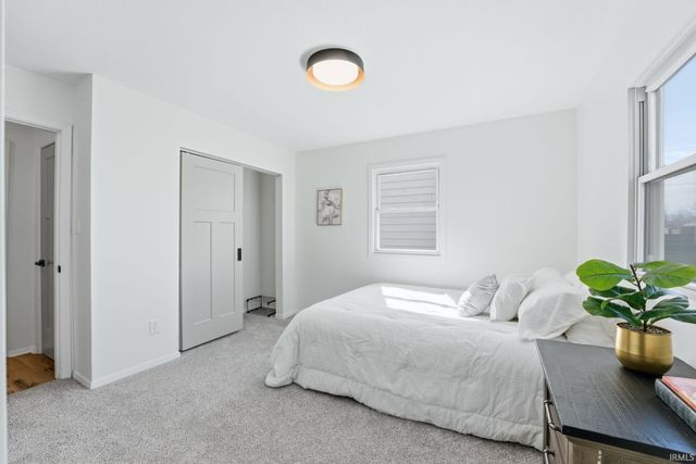 2715 Barnhart Avenue, Fort Wayne, IN 46805