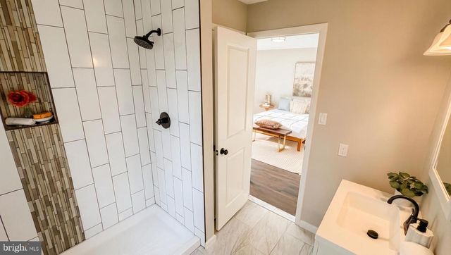 5520B ABERDEEN DR, Mount Laurel, NJ 08054