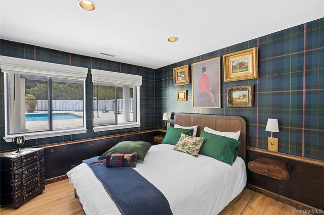 84 Inlet Road E, Southampton, NY 11968