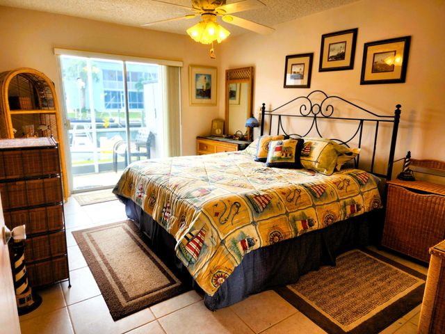 112 Doolen Court 109, North Palm Beach, FL 33408