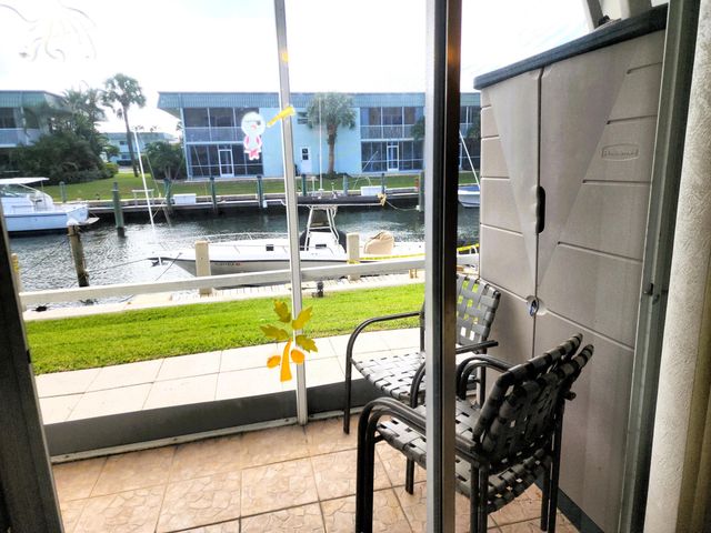 112 Doolen Court 109, North Palm Beach, FL 33408