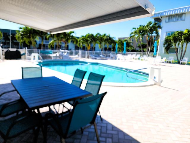 112 Doolen Court 109, North Palm Beach, FL 33408