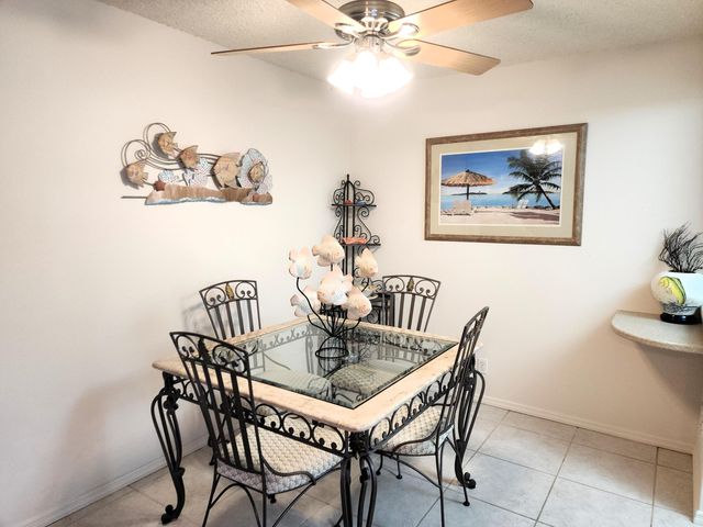 112 Doolen Court 109, North Palm Beach, FL 33408