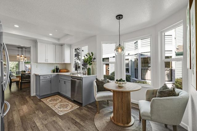 15 Parfait Lane, Alameda, CA 94502