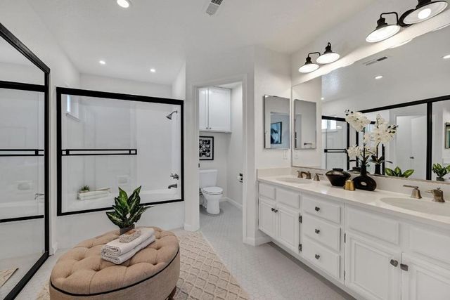15 Parfait Lane, Alameda, CA 94502